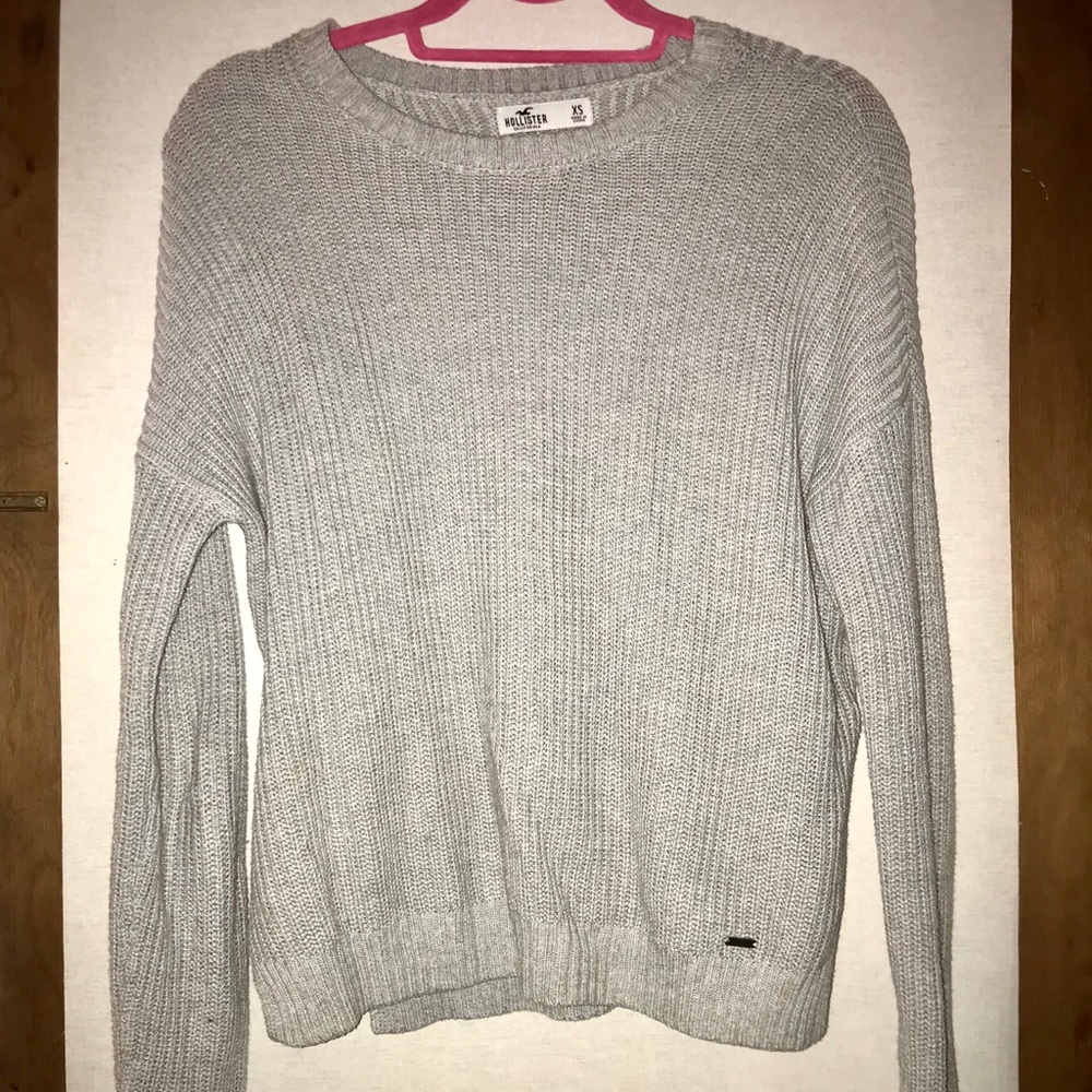 Hollister gray knit sweater
